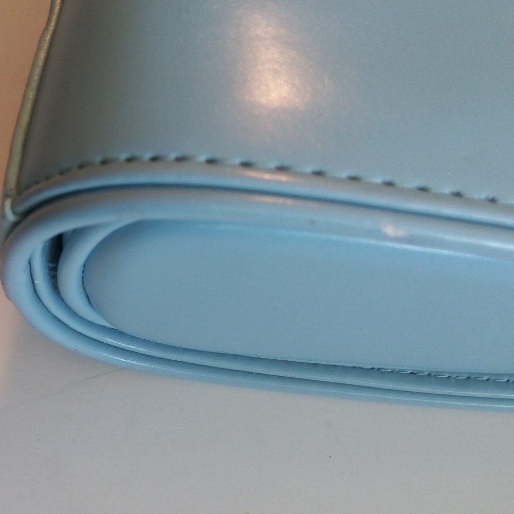Powder Blue Handbag - Picture 7 of 8